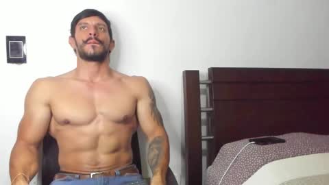 kevin_malone22 online show from November 11, 2025, 3:06 am