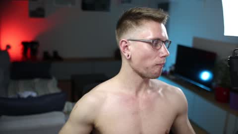 Kev online show from December 1, 2024, 7:47 pm