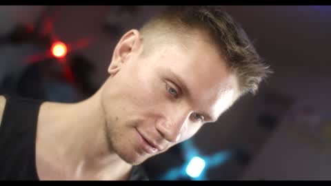 Kev online show from December 8, 2024, 8:15 pm