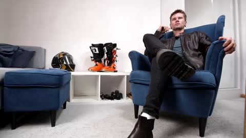 Kev online show from September 20, 2025, 1:56 pm