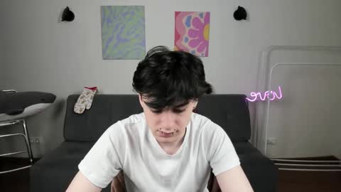 Snapshot of kevinhunter_ chatting on December 2, 2025, 3:40 pm kevinhunter_ online show from December 2, 2025, 3:40 pm