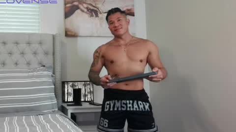 Snapshot of kevinkham chatting on May 16, 2026, 7:45 pm kevinkham online show from May 16, 2026, 7:45 pm