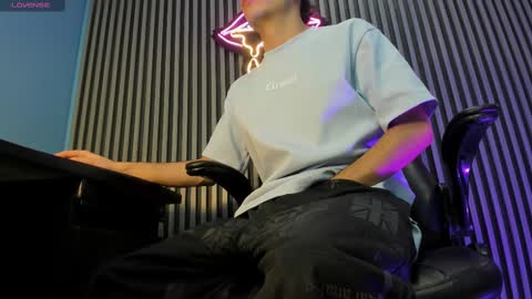 Sexy  Hot Kevin online show from October 22, 2025, 9:25 pm