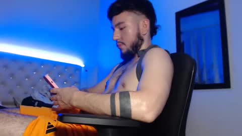Snapshot of kevinsantiag0 chatting on December 16, 2025, 1:54 am kevinsantiag0 online show from December 16, 2025, 1:54 am