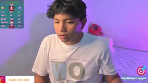 kevin and ottis online show from December 25, 2024, 11:10 pm