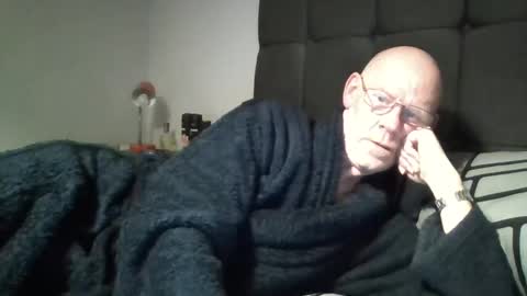 kevlooking4sez online show from January 2, 2025, 11:27 pm