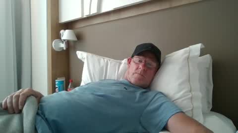 Snapshot of kevlooking4sez chatting on June 16, 2026, 3:14 pm kevlooking4sez online show from June 16, 2026, 3:14 pm