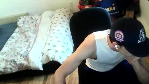 kevmtl8pc online show from February 12, 2026, 8:26 pm