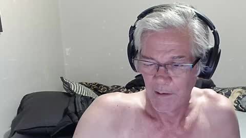 kevwestunder9696 online show from March 9, 2025, 1:37 pm