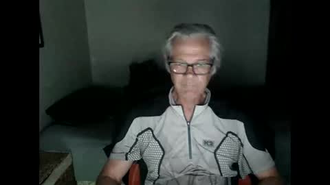 kevwestunder9696 online show from October 12, 2025, 11:20 am