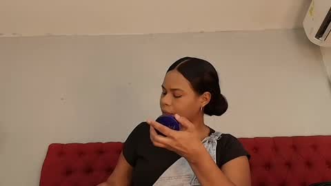 Keyla  online show from April 19, 2026, 12:04 pm