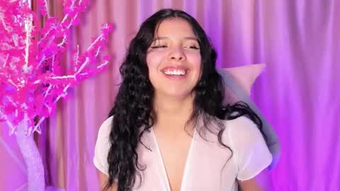 Keyla noa online show from September 30, 2025, 8:03 pm