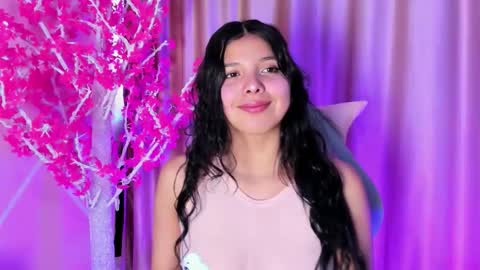Keyla noa online show from October 3, 2025, 7:33 pm