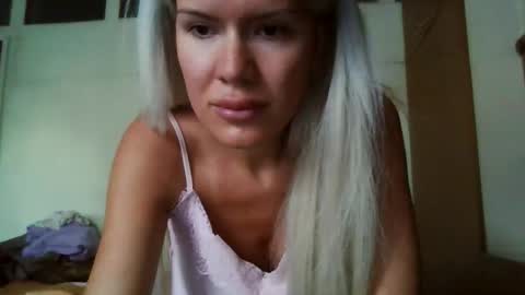 Keyla online show from December 2, 2025, 12:10 pm