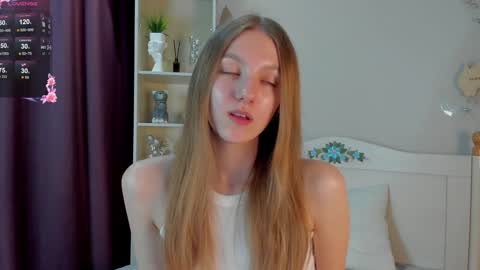 Hi Im Mary Glad to see you in my room  PVT is open online show from January 20, 2025, 11:35 am