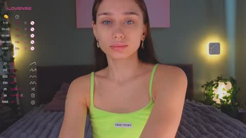 Hi Im Mary Glad to see you in my room  PVT is open online show from February 4, 2025, 7:07 am