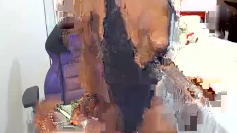 Snapshot of keyra_dainty chatting on November 25, 2025, 11:32 am Sandy Saenz online show from November 25, 2025, 11:32 am