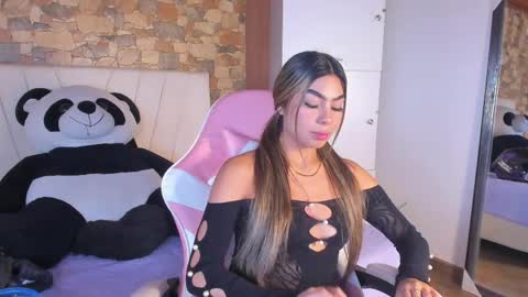 Snapshot of khaimy chatting on May 13, 2026, 8:16 pm Khami online show from May 13, 2026, 8:16 pm