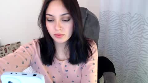 Liss online show from February 9, 2025, 6:37 pm