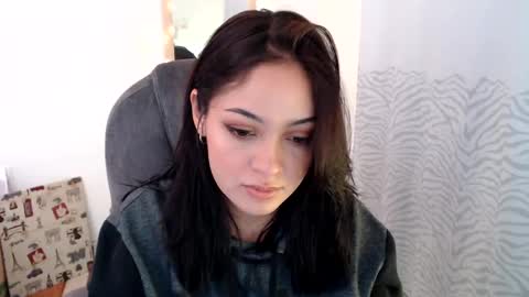 Liss online show from February 11, 2025, 3:51 pm