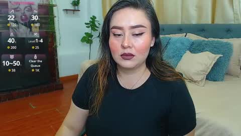 Snapshot of khalia_ chatting on June 7, 2026, 2:32 pm K H A I L A online show from June 7, 2026, 2:32 pm