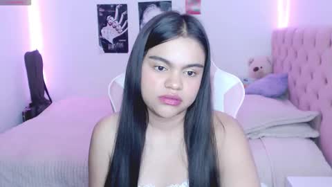 khaterin_26 online show from December 1, 2025, 3:55 am