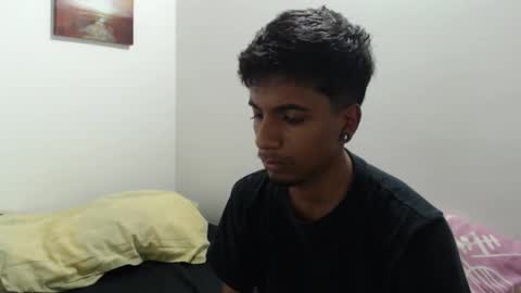 khevinlopezonig online show from December 29, 2024, 4:16 am