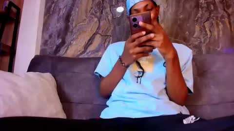 khler_angelis online show from October 16, 2025, 11:44 am