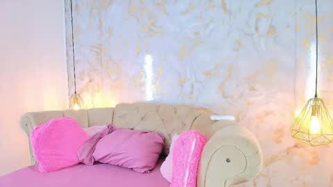 Khloe online show from April 21, 2026, 4:52 am