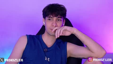 khozler_ online show from January 19, 2026, 1:42 am