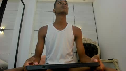 Snapshot of khris__evans chatting on March 31, 2026, 11:10 am Kris Evans online show from March 31, 2026, 11:10 am