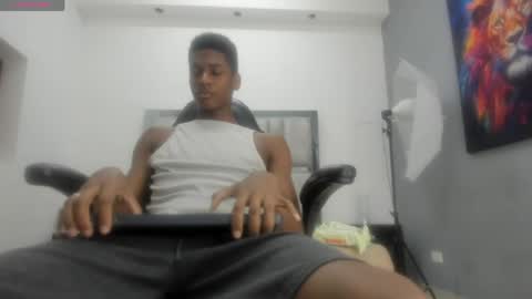 Snapshot of khris__evans chatting on May 2, 2026, 11:04 am Kris Evans online show from May 2, 2026, 11:04 am