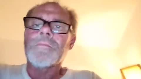 khrisdm48 online show from February 12, 2026, 4:29 am