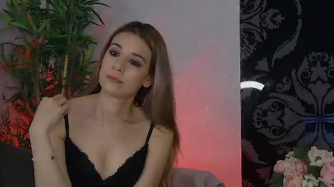 Snapshot of khristybells chatting on July 7, 2026, 6:27 am khristybells online show from July 7, 2026, 6:27 am