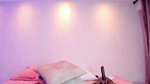    N         M online show from October 18, 2025, 11:38 pm