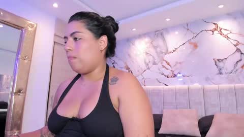    N         M online show from November 5, 2025, 6:41 pm