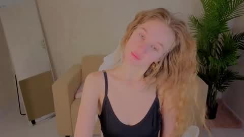 kianawhite online show from February 4, 2026, 9:04 am