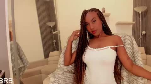 Snapshot of kiara_curls chatting on July 16, 2026, 10:54 am Kiara online show from July 16, 2026, 10:54 am