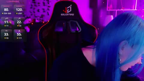 Kira online show from September 24, 2025, 8:56 pm