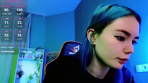 Kira online show from October 1, 2025, 8:48 pm