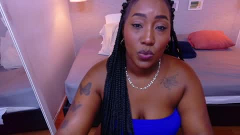 Snapshot of kiara_evanss chatting on May 15, 2026, 11:01 pm Kiara online show from May 15, 2026, 11:01 pm