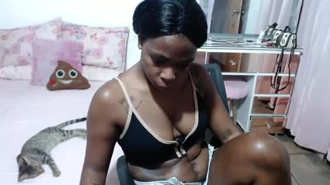 Snapshot of kiara_kaneel_40 chatting on May 22, 2026, 6:24 pm KANEEL online show from May 22, 2026, 6:24 pm