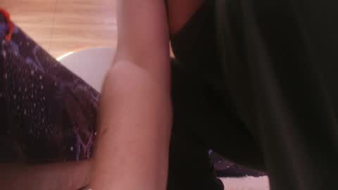 kiaralopez_ online show from April 16, 2026, 3:07 am