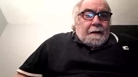 KICKINME online show from September 28, 2025, 1:44 am