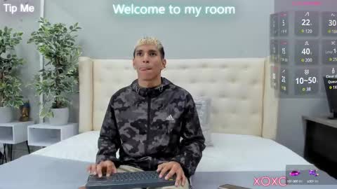 Kieran Derek online show from February 14, 2025, 3:22 am