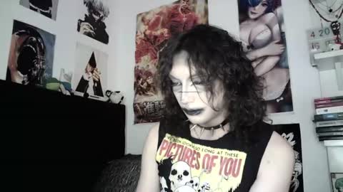 Snapshot of kiiller_queen chatting on June 9, 2026, 7:14 pm kenny online show from June 9, 2026, 7:14 pm