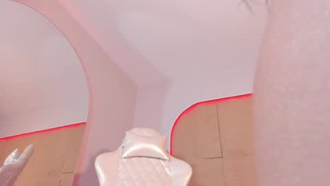 KIM COOPER online show from January 28, 2025, 1:16 pm