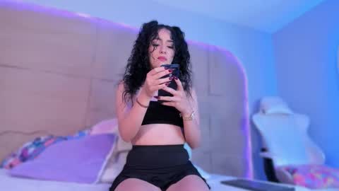 KIM COOPER online show from December 22, 2025, 11:07 am