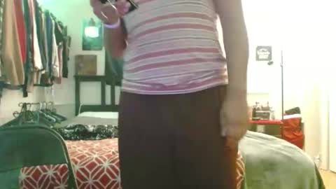 Kiit0 online show from November 6, 2025, 10:43 pm