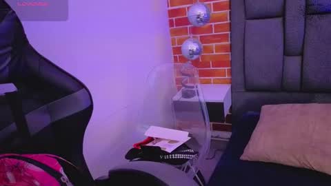 kiitydoll online show from February 18, 2026, 7:54 pm